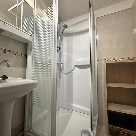 Familial Au Pied Des Pistes Avec Balcon A 1600 - Fr-1-624-79 Samoens